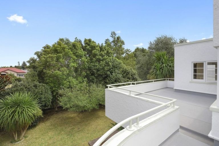 Photo of property in 84 Kenrick Street, Te Aroha, 3320