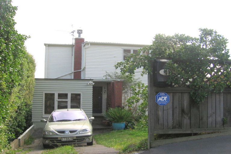 Photo of property in 59 Kinghorne Street, Strathmore Park, Wellington, 6022