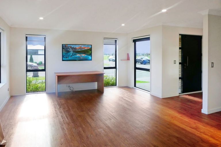 Photo of property in 20 Josephine Crescent, Aidanfield, Christchurch, 8025