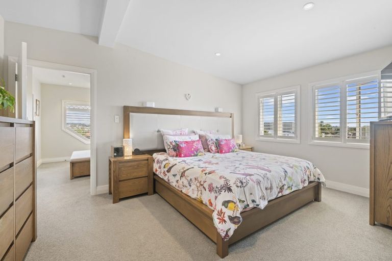 Photo of property in 8 Dodson Avenue, Milford, Auckland, 0620