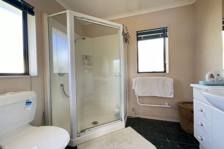 Photo of property in 85 Burswood Drive, Burswood, Auckland, 2013