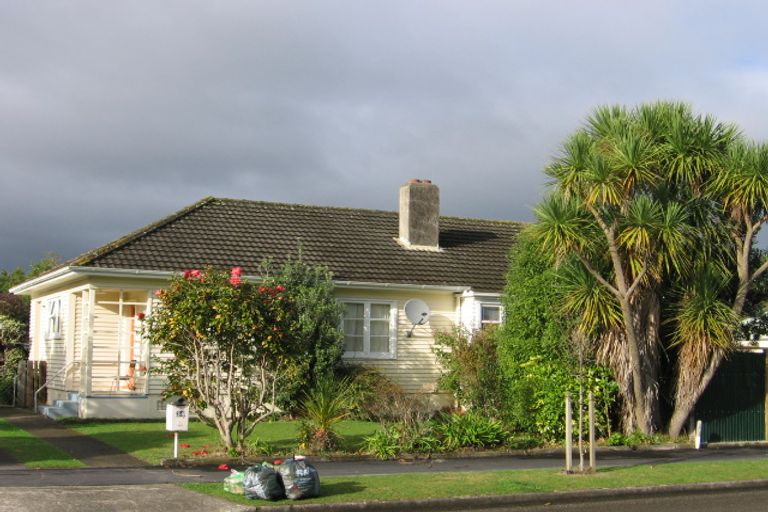 Photo of property in 32 Parata Street, Hokowhitu, Palmerston North, 4410
