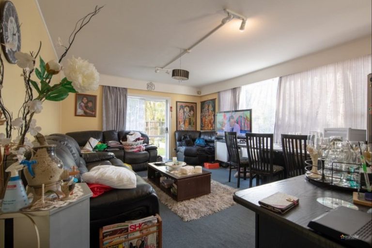Photo of property in 2/253 Waterloo Road, Hutt Central, Lower Hutt, 5011