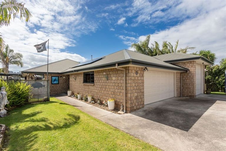 Photo of property in 3 Acacia Court, Whitianga, 3510
