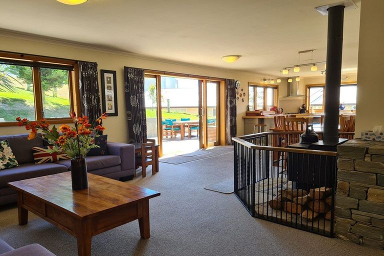 Photo of property in 1 Sams Place, Lake Tekapo, 7999