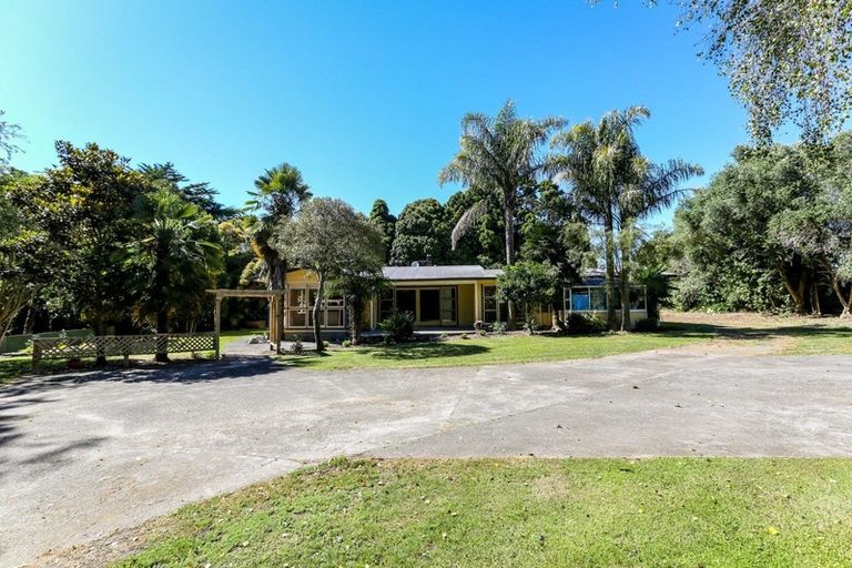 Photo of property in 1252 Devon Road, Sentry Hill, New Plymouth, 4373