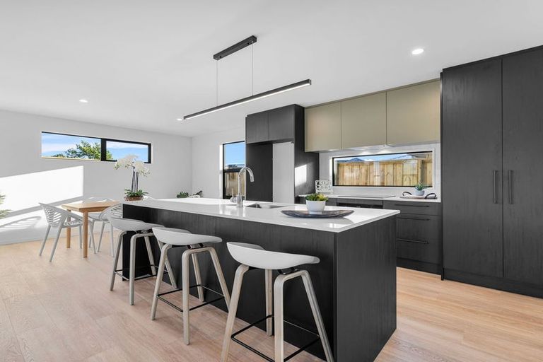 Photo of property in 24 Eccles Place, Halswell, Christchurch, 8025