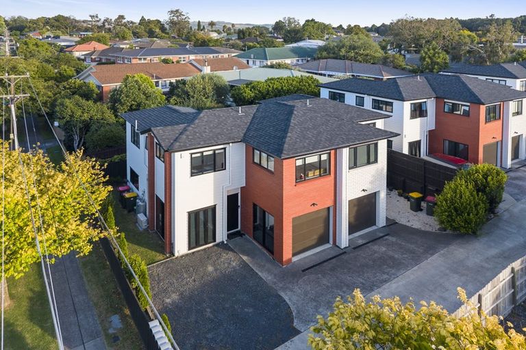 Photo of property in 20a South Street, Papakura, 2110