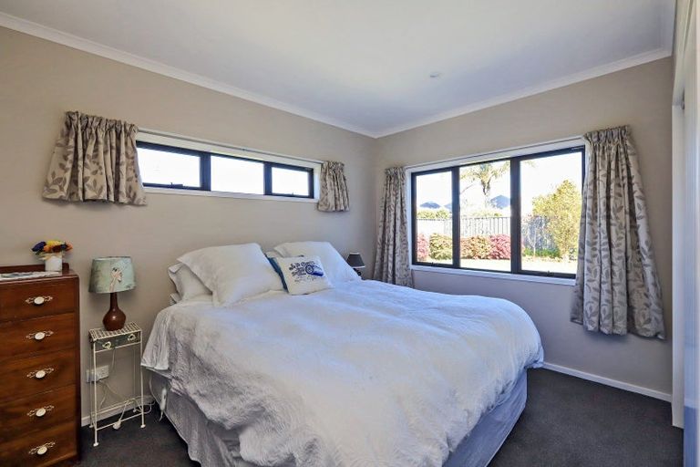 Photo of property in 8 Waitaki Way, Poraiti, Napier, 4112