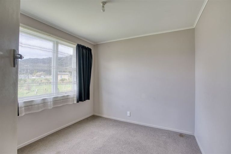 Photo of property in 16 Wanganui Flat Road, Harihari, 7884