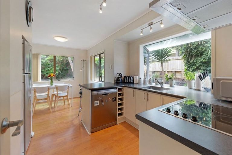 Photo of property in 18b Dryden Avenue, Papatoetoe, Auckland, 2025