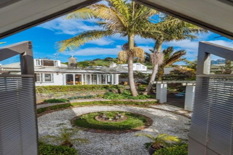 Photo of property in 26 Church Street, Devonport, Auckland, 0624