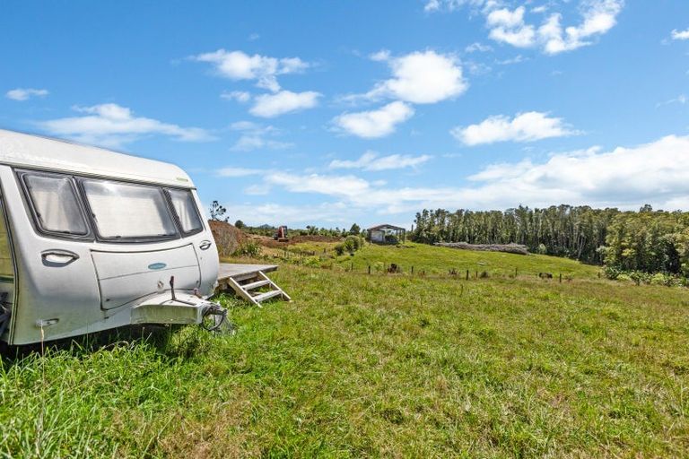 Photo of property in 1878 Mangorei Road, Mangorei, New Plymouth, 4371