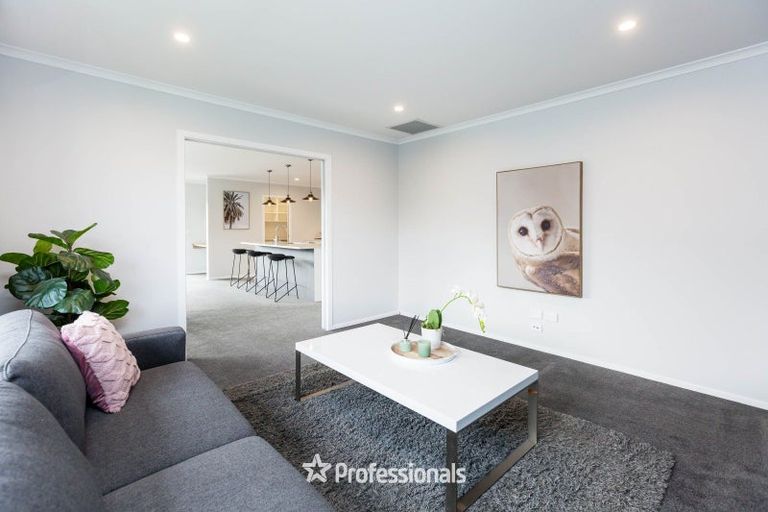 Photo of property in 107 Mawai Hakona Drive, Wallaceville, Upper Hutt, 5018