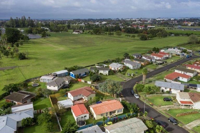 Photo of property in 73 Calthorp Close, Favona, Auckland, 2024