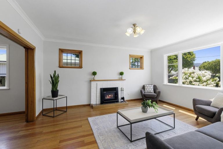 Photo of property in 17 Moonshine Road, Trentham, Upper Hutt, 5018