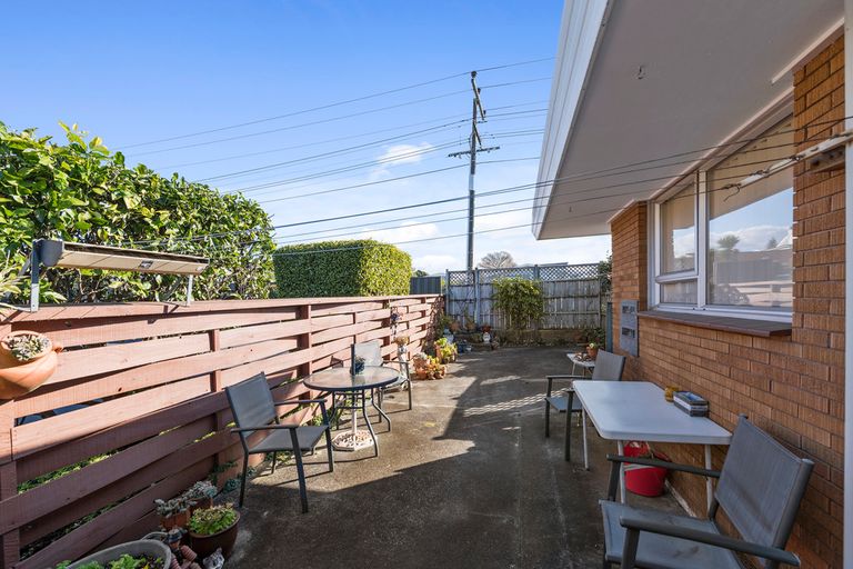 Photo of property in 283 Otumoetai Road, Otumoetai, Tauranga, 3110