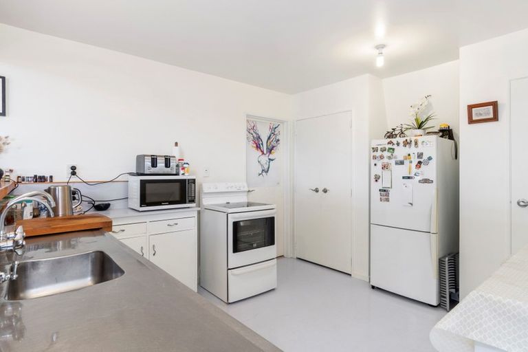 Photo of property in 28 Osprey Drive, Welcome Bay, Tauranga, 3112