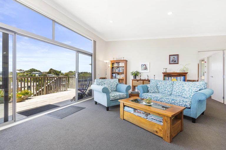 Photo of property in 7 Puka Place, Raglan, 3225