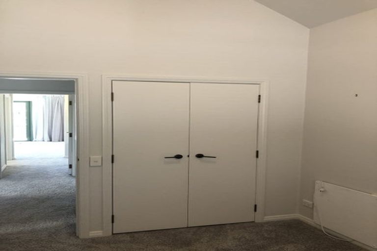 Photo of property in 132 Harbour Village Drive, Gulf Harbour, Whangaparaoa, 0930