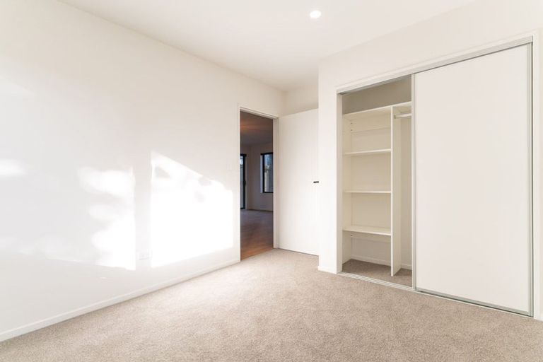 Photo of property in 16 Rangimarie Close, Opaheke, Papakura, 2113