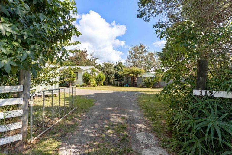 Photo of property in 112 Mckellar Place, Whangamata, 3620