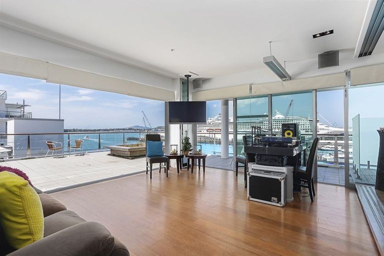 Photo of property in Shed 19 Princes Wharf Apartments, 6/137 Quay Street, Auckland Central, Auckland, 1010