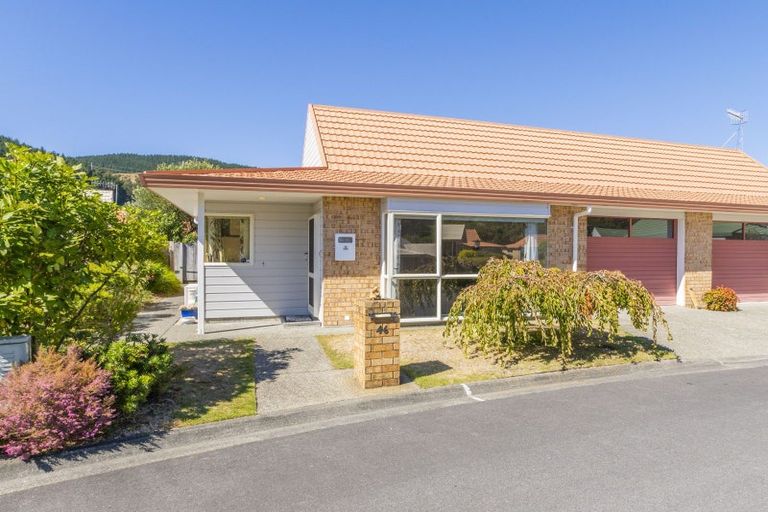 Photo of property in Brookvale Village, 46/17 Redwood Close, Paraparaumu, 5032