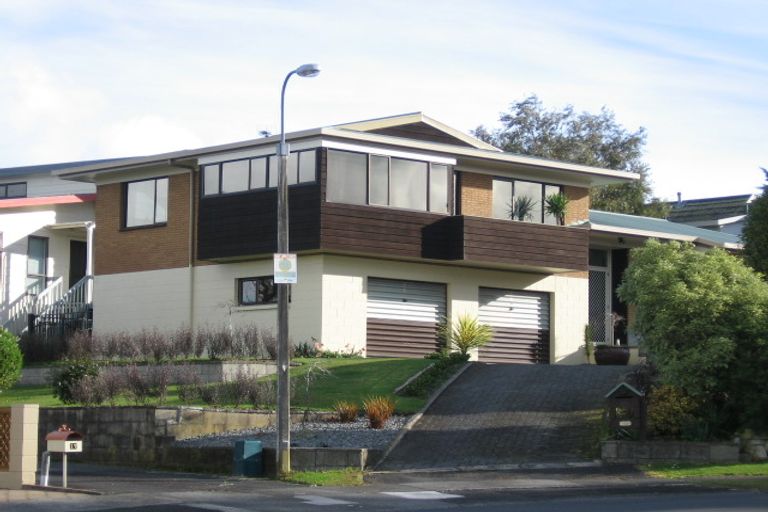 Photo of property in 19 Salmond Place, Dinsdale, Hamilton, 3204