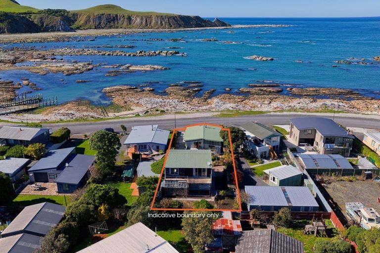Photo of property in 21 Kaka Road, South Bay, Kaikoura, 7300