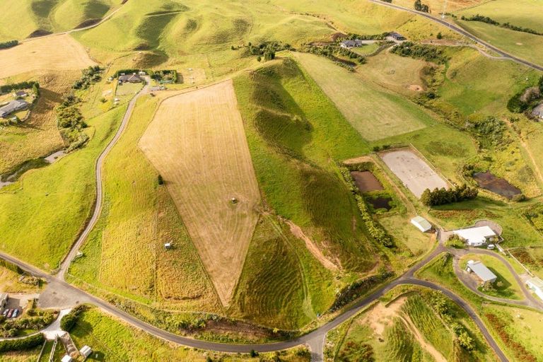 Photo of property in 469b Plymouth Road, Koru, New Plymouth, 4374