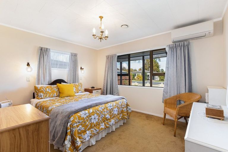 Photo of property in 67 Browning Street, Leamington, Cambridge, 3432