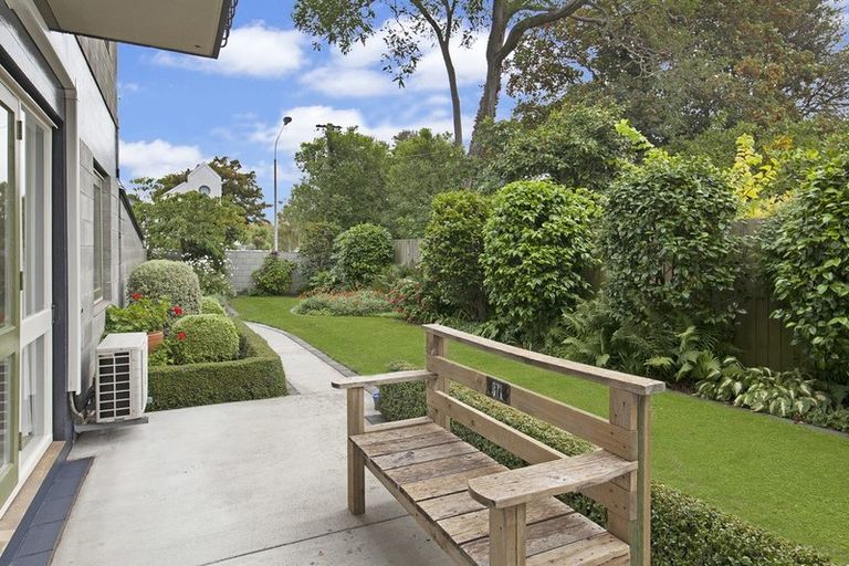 Photo of property in 1/158 Papanui Road, Merivale, Christchurch, 8014