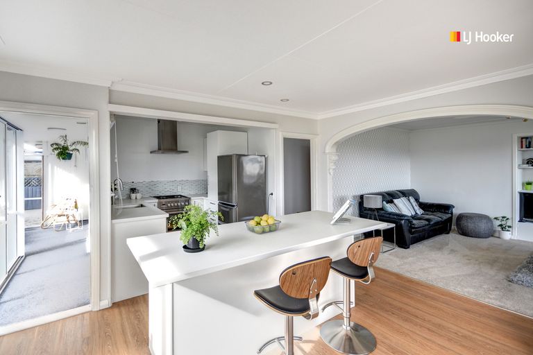 Photo of property in 43 Eden Street, Mosgiel, 9024