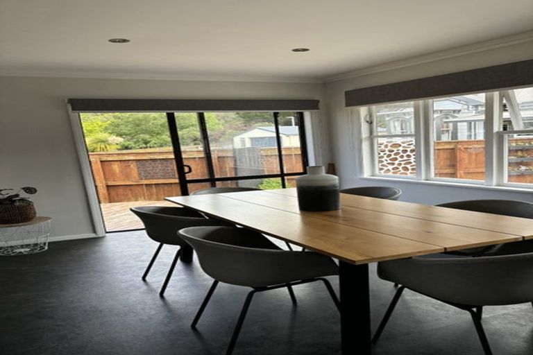 Photo of property in 127 Upper Fitzherbert Road, Wainuiomata, 5373