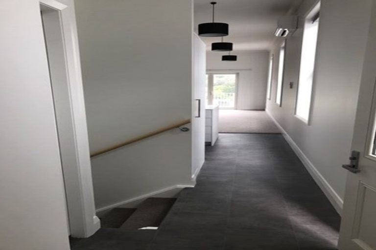 Photo of property in 147 Tasman Street, Mount Cook, Wellington, 6021