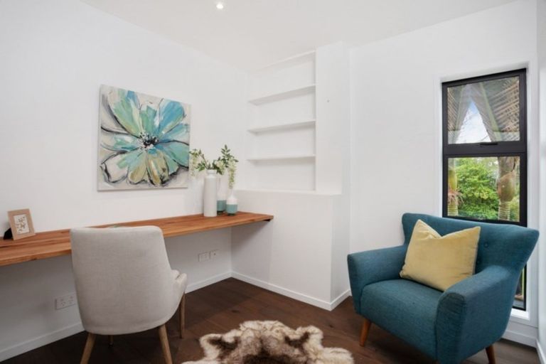 Photo of property in 1/27 Waitemata Road, Hauraki, Auckland, 0622