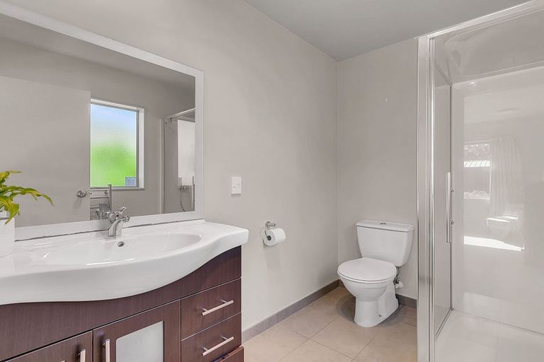 Photo of property in 36 Tongariro Drive, Aotea, Porirua, 5024