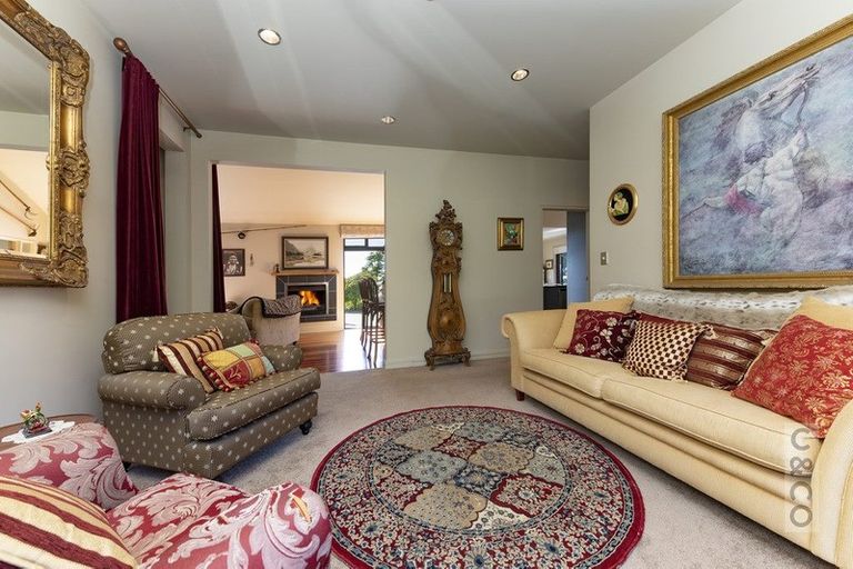 Photo of property in 1 Hawkes Access Road, Waitoki, Silverdale, 0994