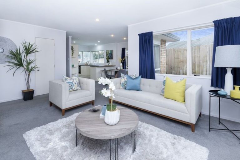 Photo of property in 3 Millisle Place, East Tamaki Heights, Auckland, 2016