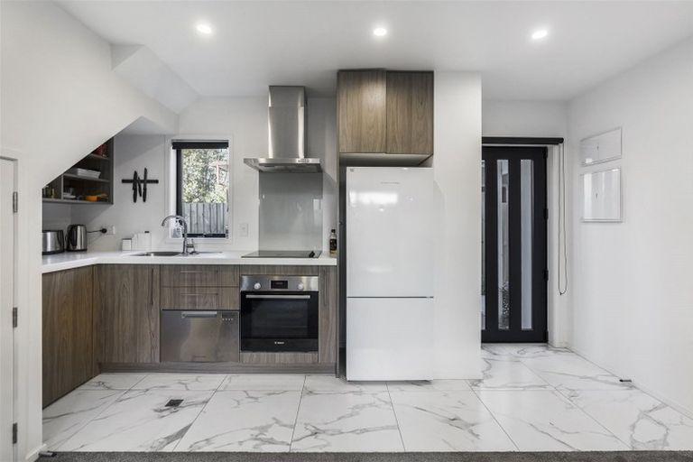 Photo of property in 2/269 Barbadoes Street, Christchurch Central, Christchurch, 8011