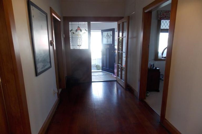 Photo of property in 132 Messines Road, Karori, Wellington, 6012