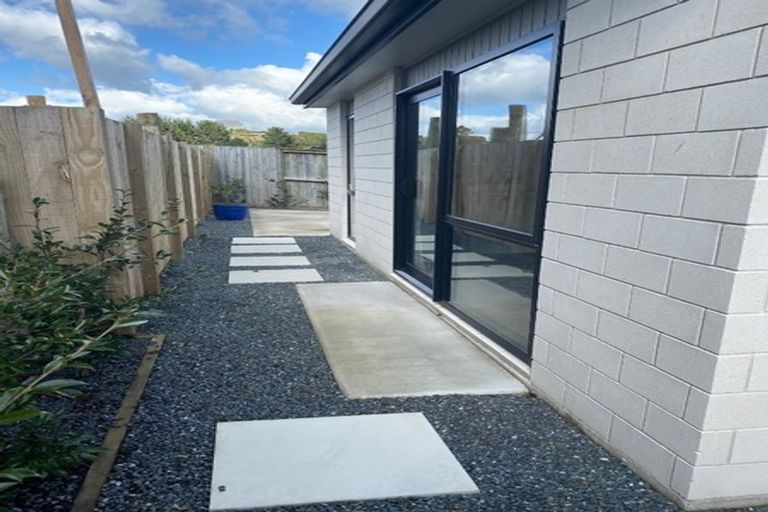 Photo of property in 310a Lakes Boulevard, Pyes Pa, Tauranga, 3112