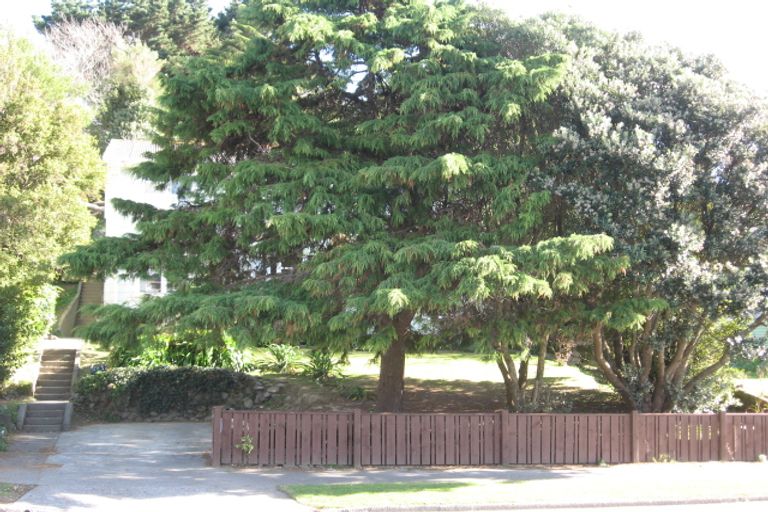 Photo of property in 149 Mungavin Avenue, Ranui, Porirua, 5024