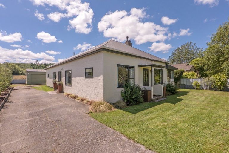 Photo of property in 14 Homebush Road, Glentunnel, Coalgate, 7673