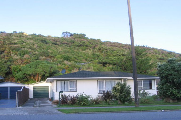 Photo of property in 184 Major Drive, Kelson, Lower Hutt, 5010