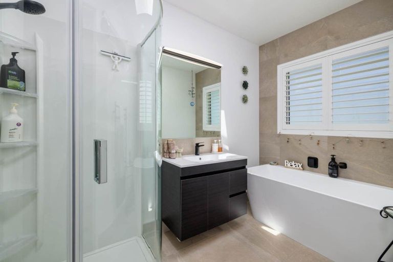 Photo of property in 8 Fernbird Grove, Kerikeri, 0294