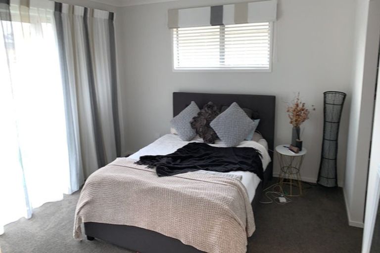 Photo of property in 108 Whakaturou Crescent, Pyes Pa, Tauranga, 3112