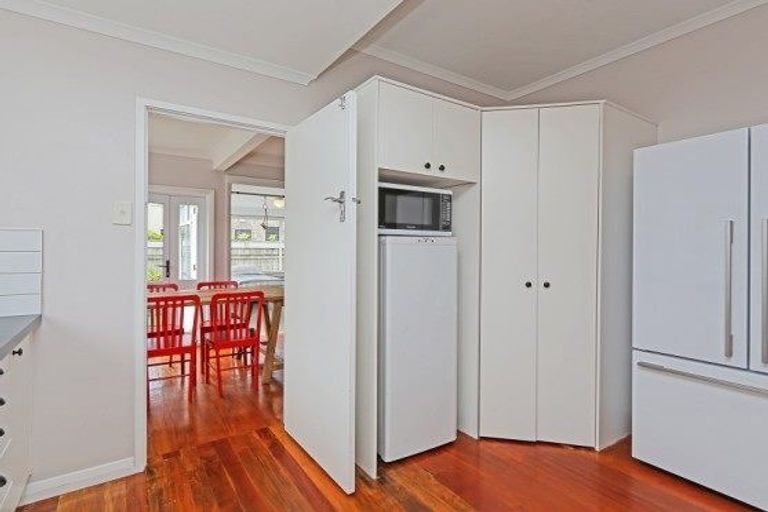 Photo of property in 11 Morse Street, Marewa, Napier, 4110