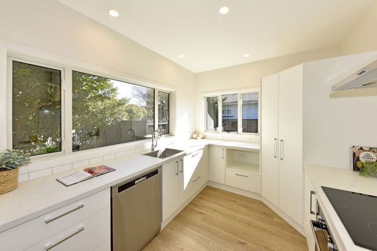 Photo of property in 248 Hills Road, Mairehau, Christchurch, 8013